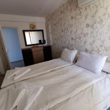 Sun Sea Aparthotel